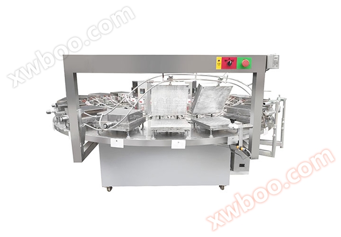 Semi-automatic sweet tube machine